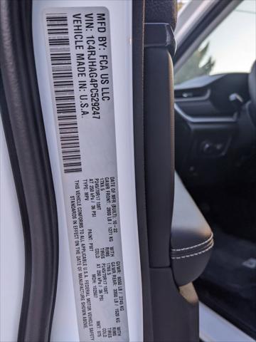 2023 Jeep Grand Cherokee GRAND CHEROKEE LAREDO 4X4