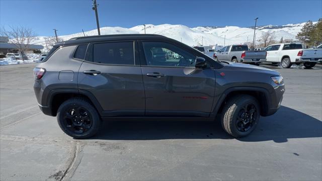2023 Jeep Compass COMPASS TRAILHAWK 4X4