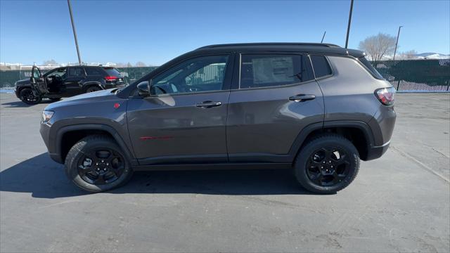 2023 Jeep Compass COMPASS TRAILHAWK 4X4