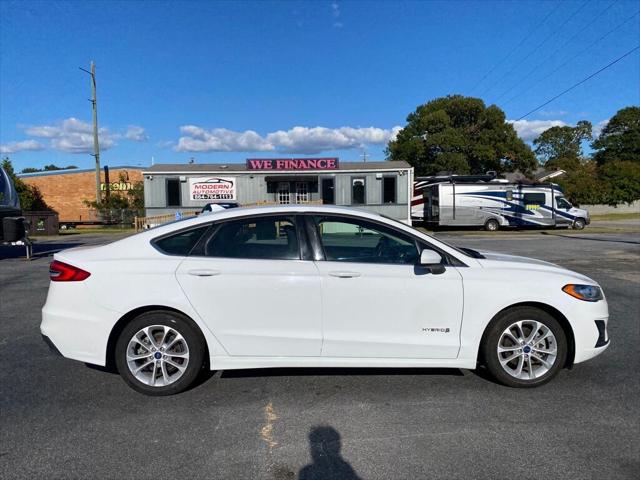 2019 Ford Fusion Hybrid SE
