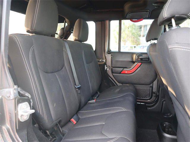 2017 Jeep Wrangler Unlimited Sahara 4x4