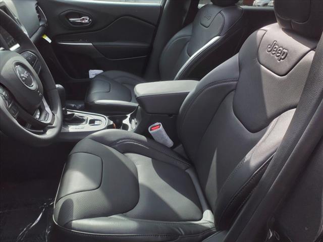 2022 Jeep Cherokee CHEROKEE LATITUDE LUX 4X4