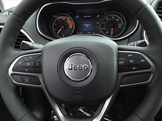 2022 Jeep Cherokee CHEROKEE LATITUDE LUX 4X4