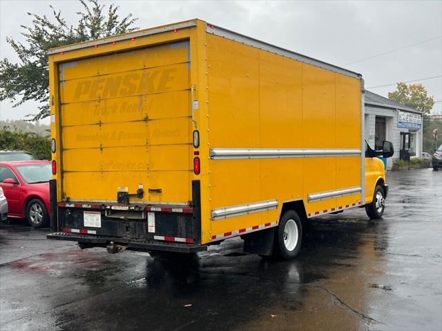 2016 GMC Savana Cutaway 3500