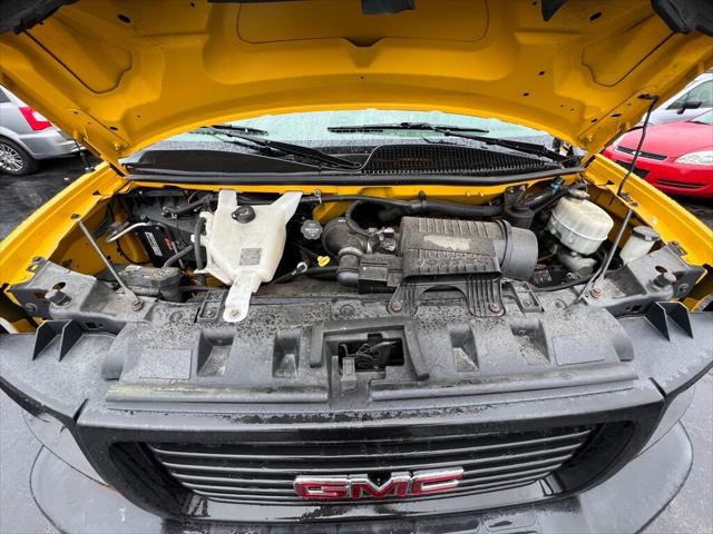 2016 GMC Savana Cutaway 3500