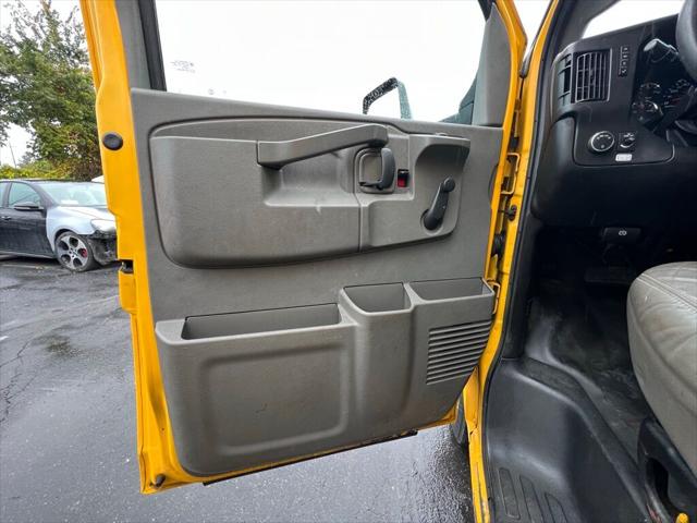 2016 GMC Savana Cutaway 3500