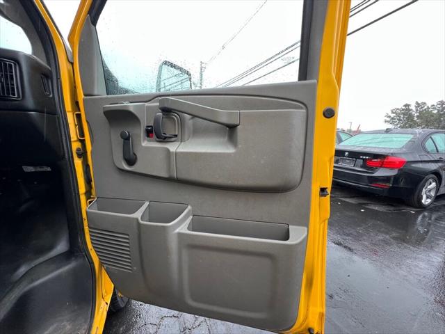 2016 GMC Savana Cutaway 3500
