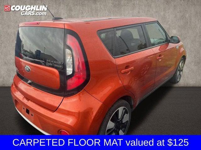 2019 Kia Soul + 2019 Kia Soul +