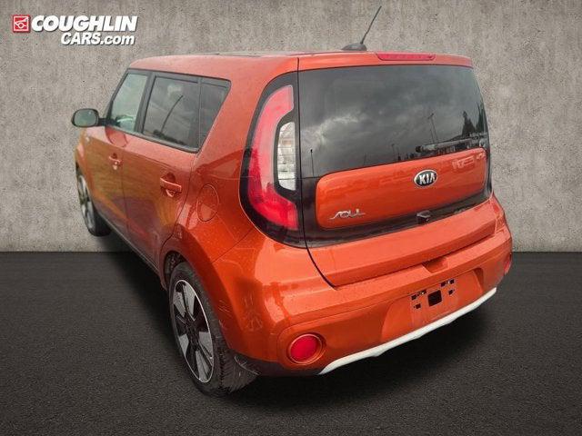 2019 Kia Soul + 2019 Kia Soul +