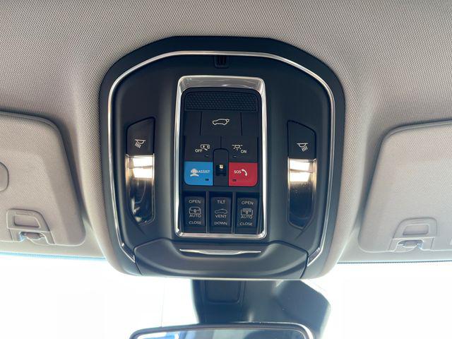 2022 Jeep Grand Cherokee Limited 4x4