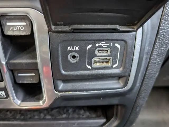 2018 Jeep Wrangler Unlimited Sahara 4x4