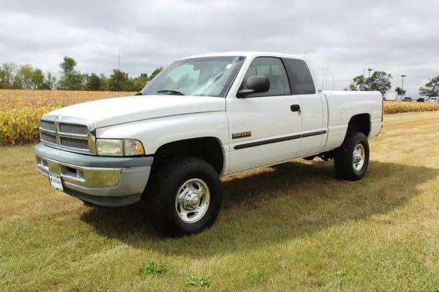 2001 Dodge Ram 2500 Base for sale in Roscoe, IL