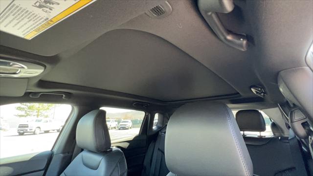 2023 Jeep Compass COMPASS HIGH ALTITUDE 4X4