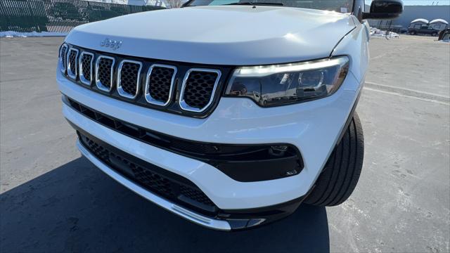 2023 Jeep Compass COMPASS LIMITED 4X4