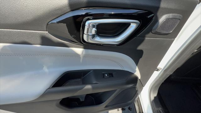 2023 Jeep Compass COMPASS LIMITED 4X4