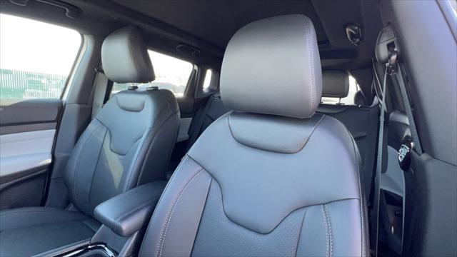 2023 Jeep Compass COMPASS LIMITED 4X4