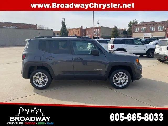 2022 Jeep Renegade Latitude 4x4 for sale in Yankton, SD