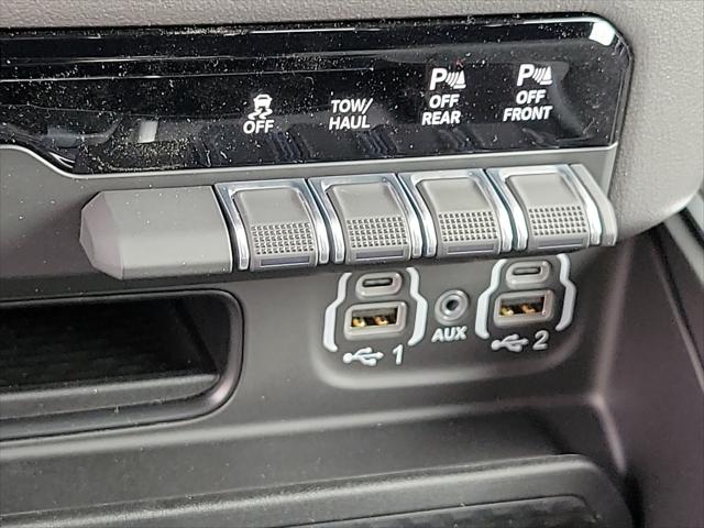 2022 Ram 1500 Big Horn Crew Cab 4x4 57 Box