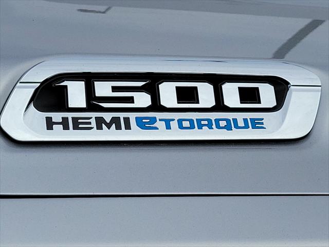 2022 Ram 1500 Big Horn Crew Cab 4x4 57 Box