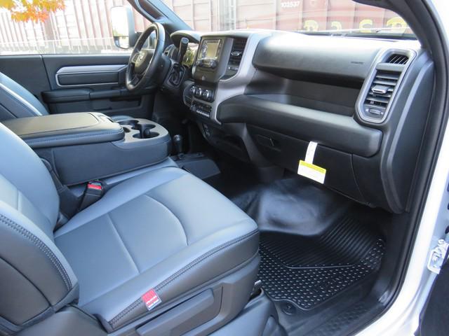 2022 Ram 4500 Chassis Tradesman/SLT