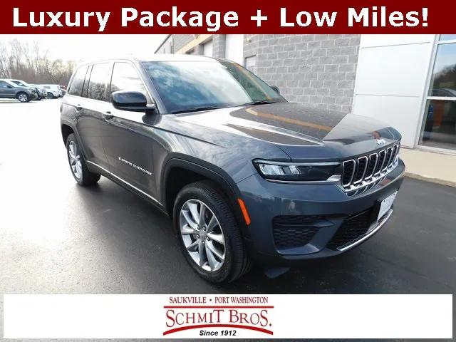 2022 Jeep Grand Cherokee Laredo 4x4