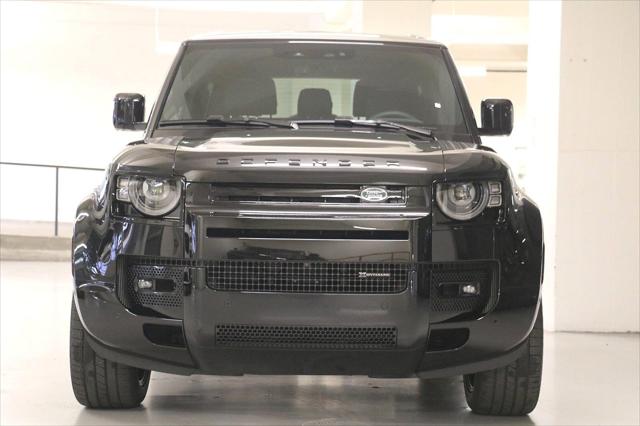2023 Land Rover Defender X-Dynamic SE