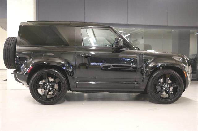 2023 Land Rover Defender X-Dynamic SE