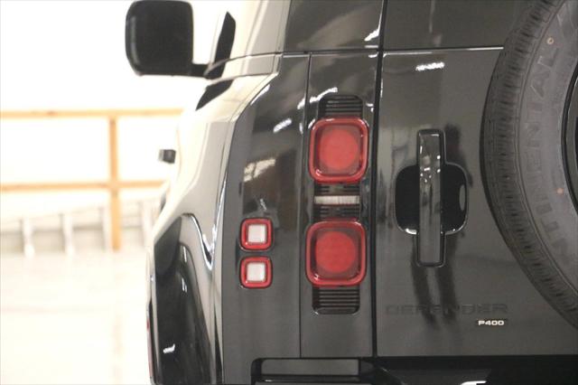 2023 Land Rover Defender X-Dynamic SE