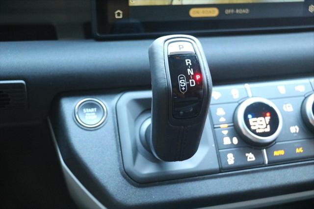 2023 Land Rover Defender X-Dynamic SE
