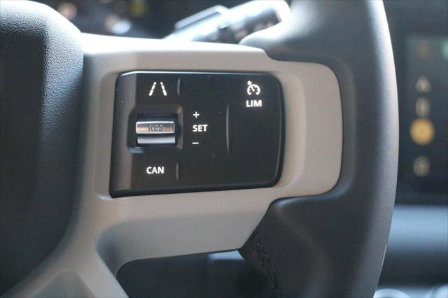 2023 Land Rover Defender X-Dynamic SE