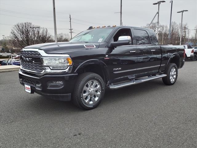 2022 RAM Ram 2500 RAM 2500 LIMITED MEGA CAB 4X4 64 BOX