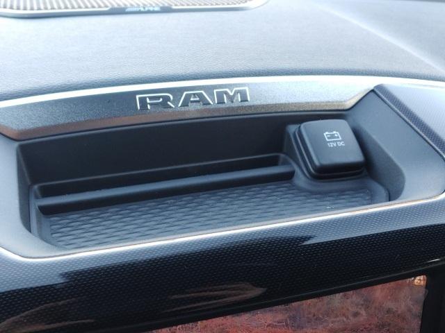 2022 RAM Ram 1500 RAM 1500 LARAMIE CREW CAB 4X4 57 BOX