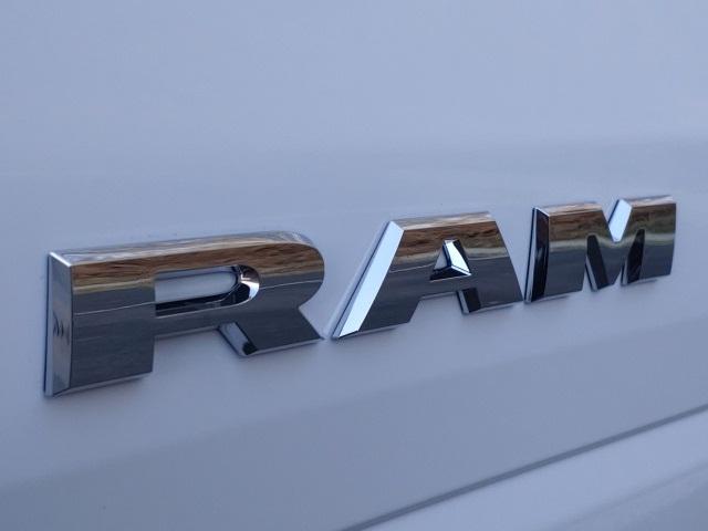 2022 RAM Ram 1500 RAM 1500 LARAMIE CREW CAB 4X4 57 BOX