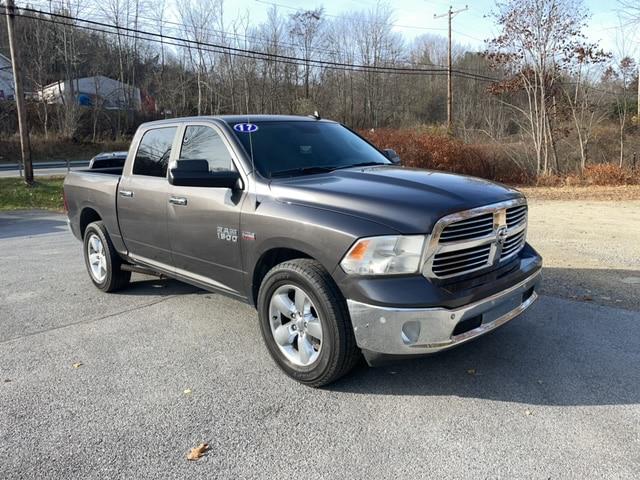 2017 RAM 1500 Big Horn Crew Cab 4x4 57 Box 2017 RAM 1500 Big Horn Crew Cab 4x4 57 Box