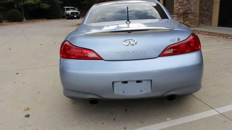 2009 INFINITI G37 Base