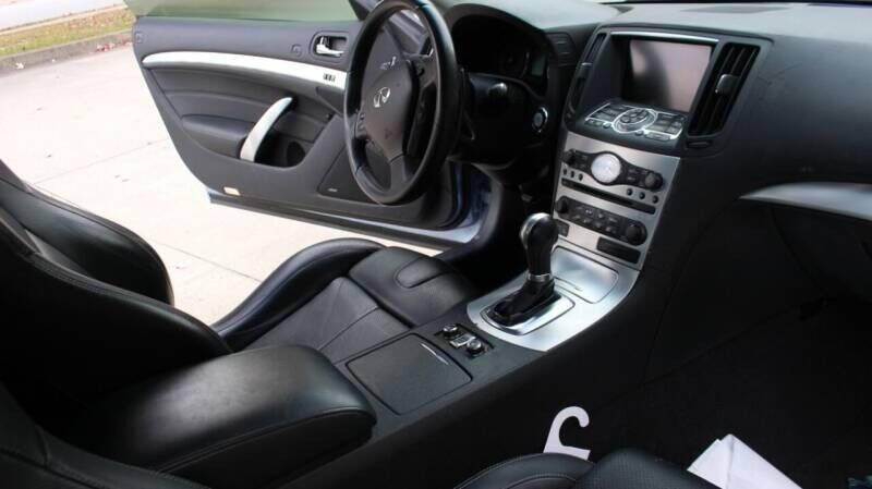 2009 INFINITI G37 Base