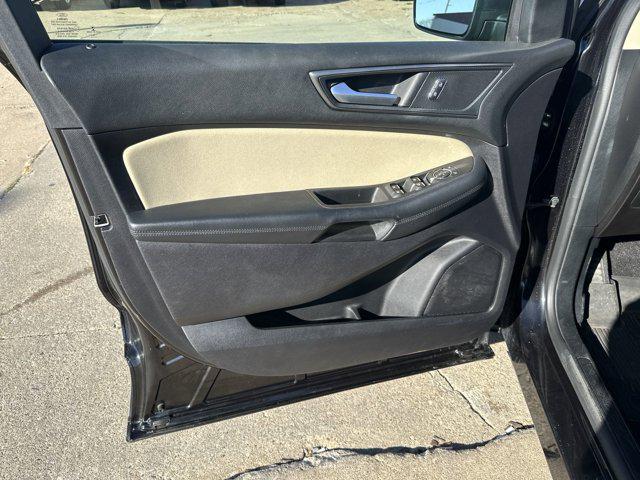 2019 Ford Edge SE