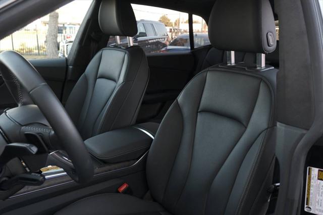 2020 Audi  Q8  Technik 55 TFSI quattro , 多伦多, 五大行Finance估价