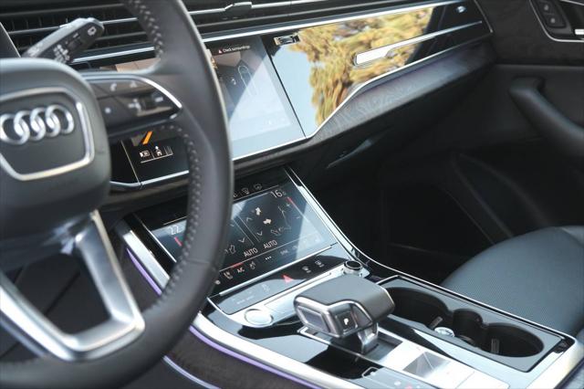 2020 Audi  Q8  Technik 55 TFSI quattro , 多伦多, 五大行Finance估价