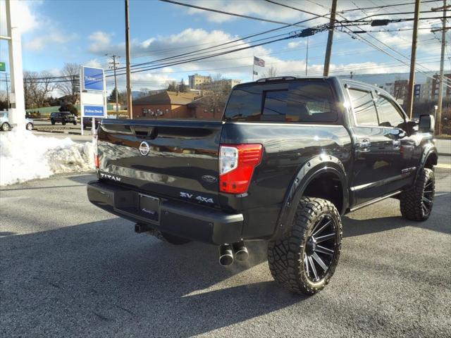 2019 Nissan TITAN SV