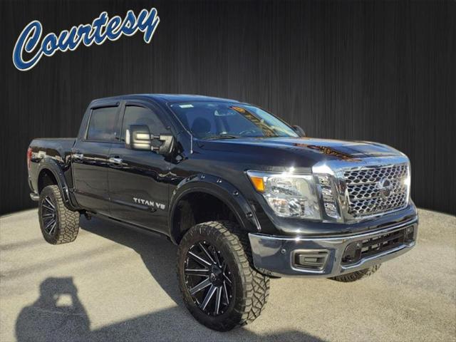2019 Nissan TITAN SV