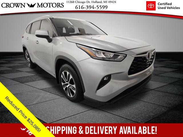 2020 Toyota Highlander XLE's photo