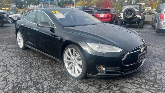 2013 Tesla Model S 4dr Sdn