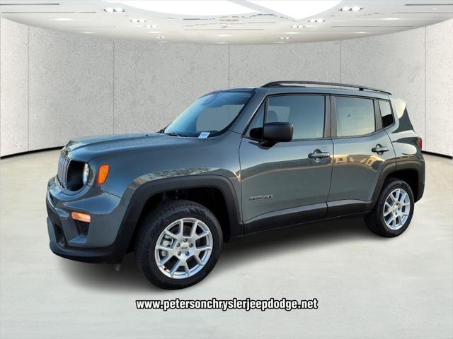 2022 Jeep Renegade RENEGADE LATITUDE 4X4