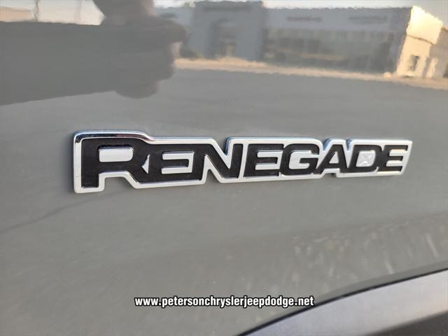 2022 Jeep Renegade RENEGADE LATITUDE 4X4