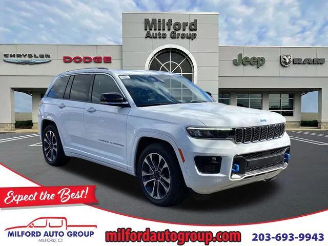 2022 Jeep Grand Cherokee 4xe GRAND CHEROKEE OVERLAND 4xe 2022 Jeep Grand Cherokee 4xe GRAND CHEROKEE OVERLAND 4xe