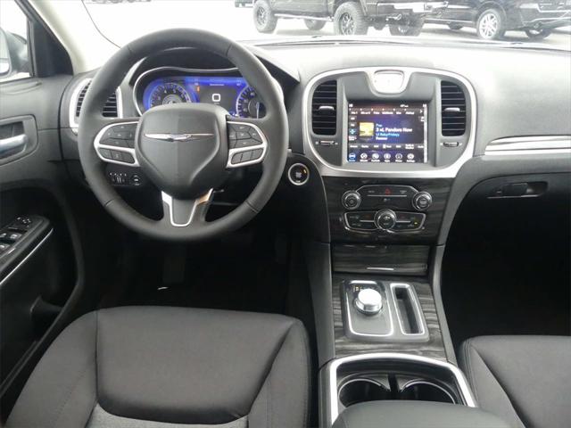 2022 Chrysler Chrysler 300 300 TOURING