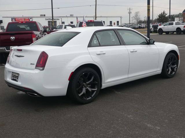 2022 Chrysler Chrysler 300 300 TOURING