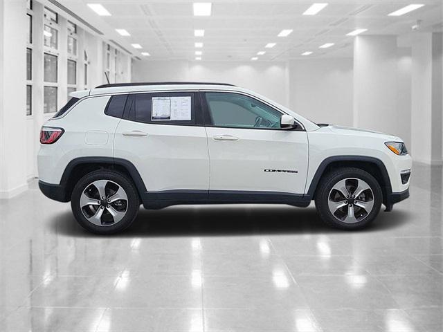 2018 Jeep Compass Latitude FWD 2018 Jeep Compass Latitude FWD