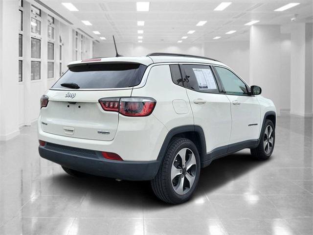 2018 Jeep Compass Latitude FWD 2018 Jeep Compass Latitude FWD
